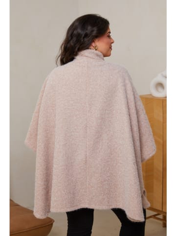 Curvy Lady Poncho beige