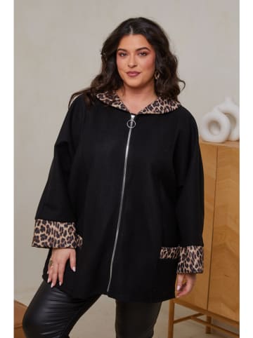Curvy Lady Übergangsjacke in Schwarz