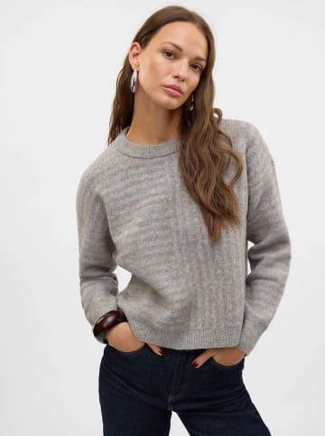Vero Moda Sweter w kolorze szarym
