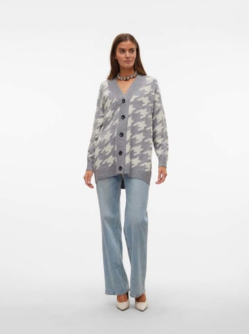Vero Moda Cardigan in Grau