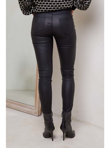 Joséfine Kunstlederhose "Ninon" in Schwarz
