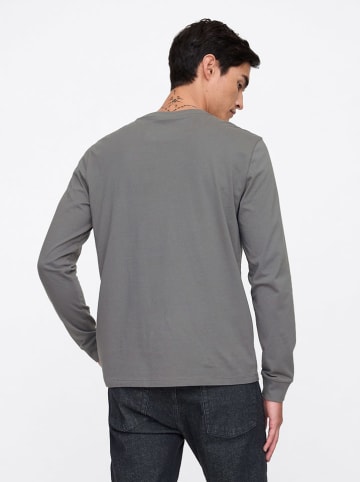GAP Longsleeve in Grau
