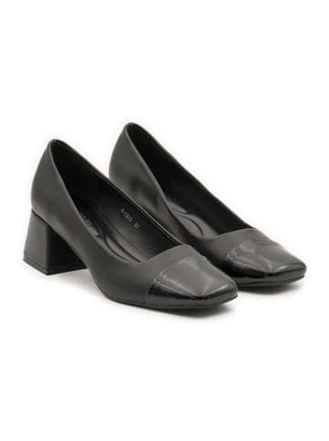 Bellucci Pumps in Schwarz