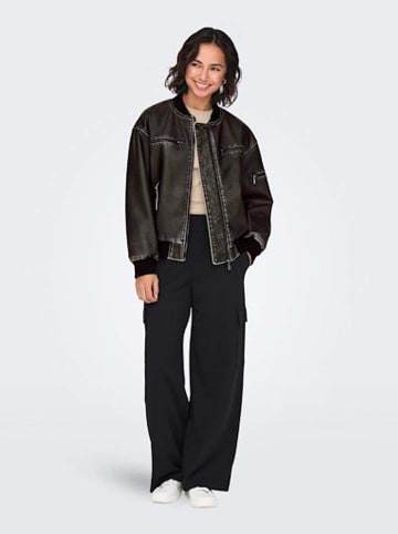 ONLY Kunstlederjacke in Schwarz