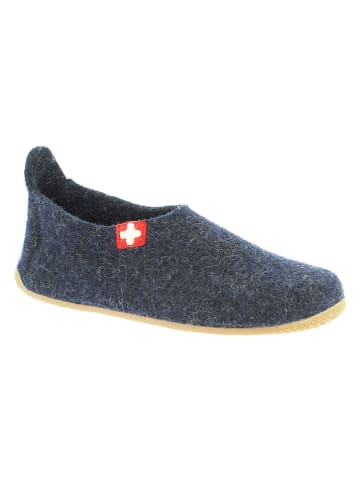 Living Kitzbühel Wełniane kapcie "Gipfelkreuz" w kolorze granatowym