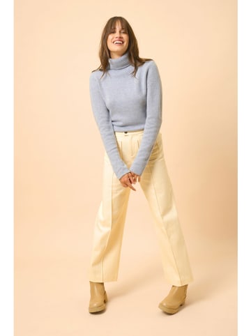 Just Cashmere Kaszmirowy sweter "June" w kolorze błękitnym