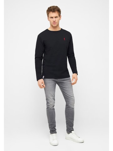 Derbe Longsleeve in Schwarz