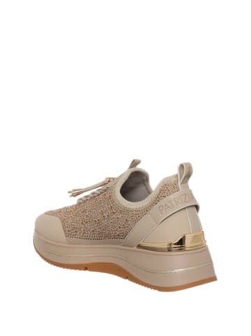 Patrizia Pepe Sneakersy w kolorze beżowym