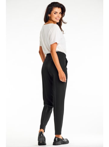 Awama Chino in Schwarz