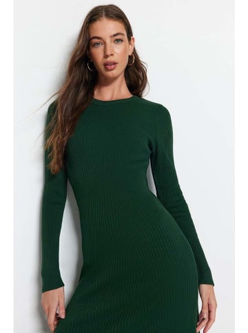 trendyol Kleid in Grün