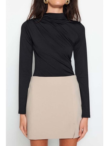 trendyol Body in Schwarz