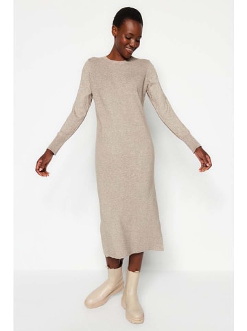 trendyol Kleid in Beige