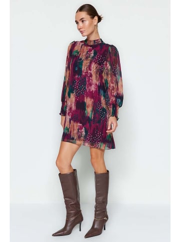 trendyol Kleid in Bunt