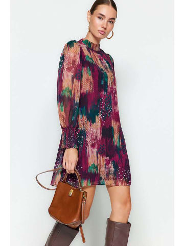 trendyol Kleid in Bunt