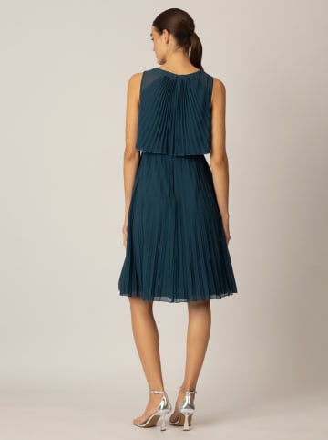 APART Plisseekleid in Petrol