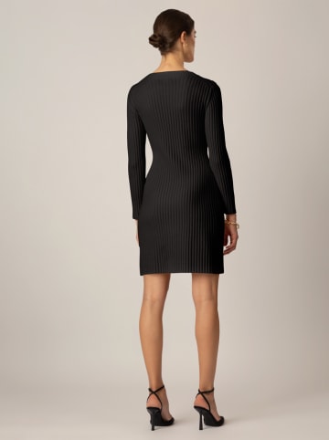 APART Strickkleid in Schwarz