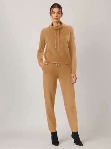 APART Pullover in Cognac