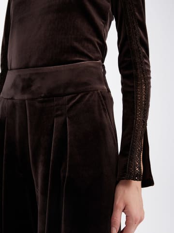 BGN Samthose in Braun