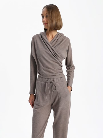 BGN Sweter w kolorze szarobrązowym