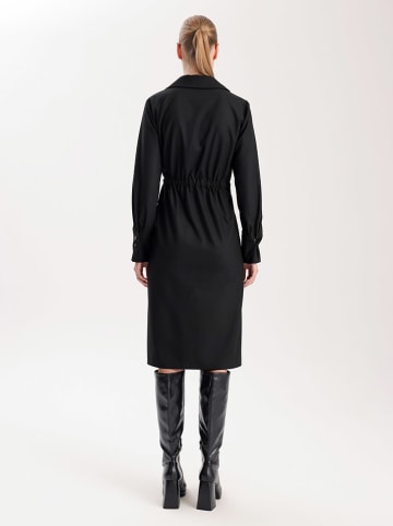 BGN Kleid in Schwarz