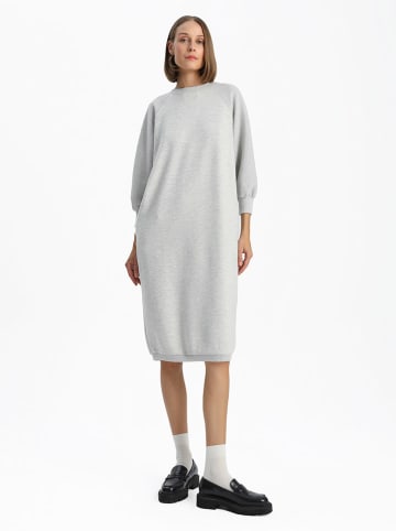 BGN Sweatkleid in Hellgrau