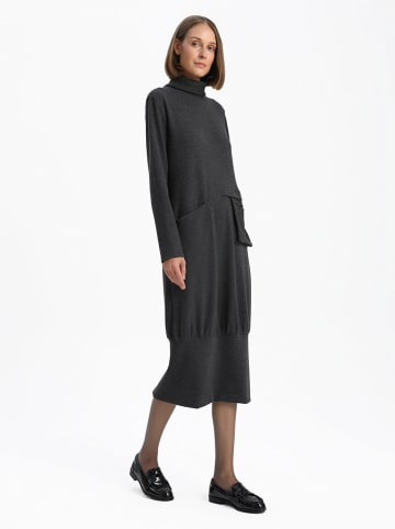 BGN Kleid in Anthrazit