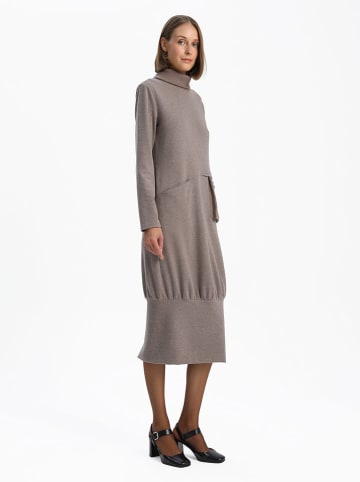 BGN Kleid in Taupe
