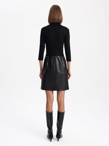 BGN Kleid in Schwarz