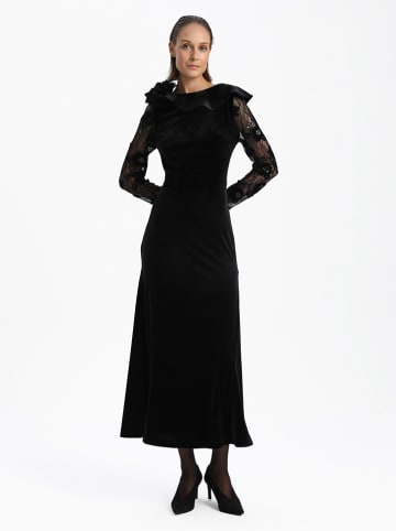BGN Kleid in Schwarz