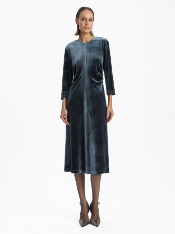 BGN Samtkleid in Blau