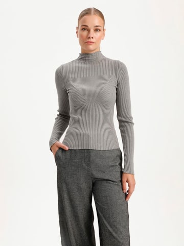 BGN Pullover in Grau