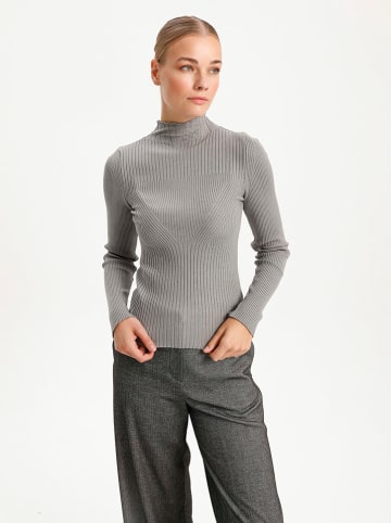 BGN Pullover in Grau