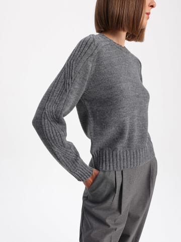 BGN Pullover in Grau