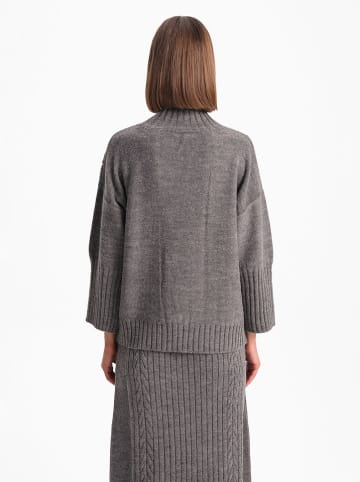BGN Pullover in Grau