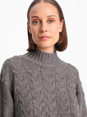 BGN Pullover in Grau