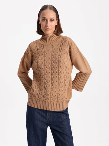 BGN Pullover in Hellbraun