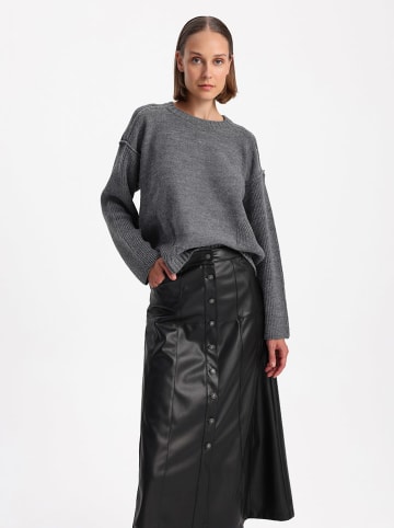 BGN Pullover in Grau