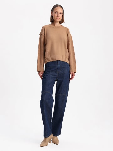 BGN Sweter w kolorze jasnobrązowym
