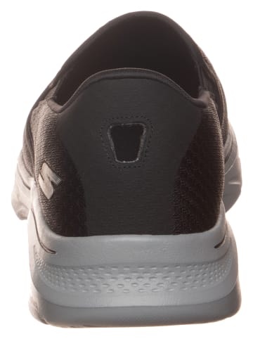 Skechers Slippersy "Go Walk 7 - Orva 2" w kolorze czarnym