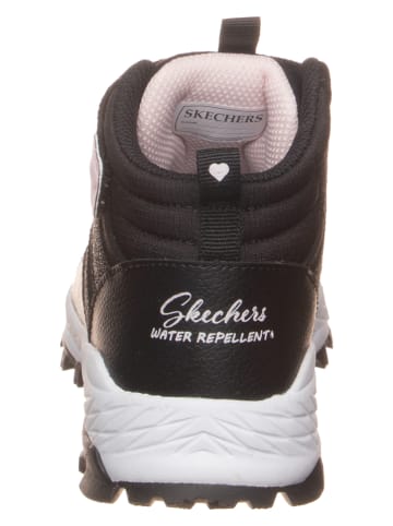 Skechers Leder-Trekkingschuhe "Fuse Tread - Wild Adventure" in Schwarz