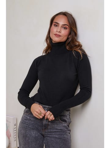 Soft Cashmere Golf w kolorze czarnym