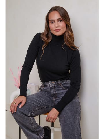 Soft Cashmere Golf w kolorze czarnym