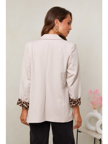 L'armoire de Suzette Blezer w kolorze beżowym