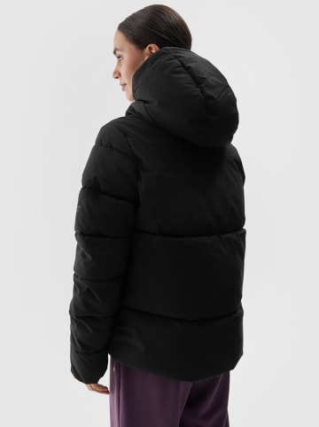 4F Steppjacke in Schwarz