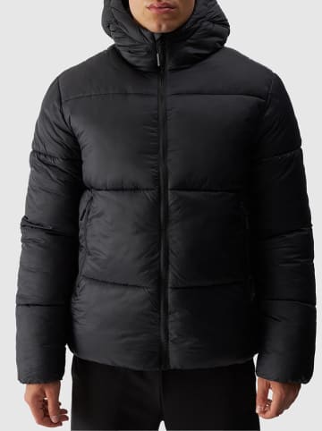 4F Steppjacke in Schwarz