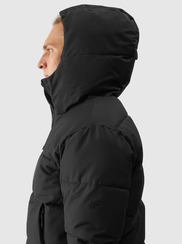 4F Ski-/ Snowboardjacke in Schwarz