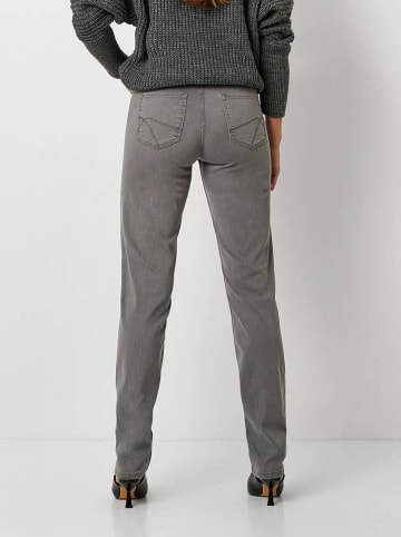 Relaxed by TONI Dżinsy "Perfect Shape" - Slim fit - w kolorze szarym