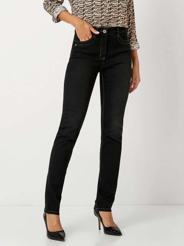 Relaxed by TONI Jeans "be loved" - Slim fit - in Schwarz