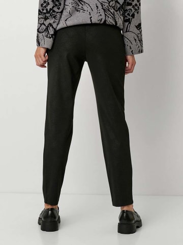 Relaxed by TONI Hose "Sue" in Schwarz