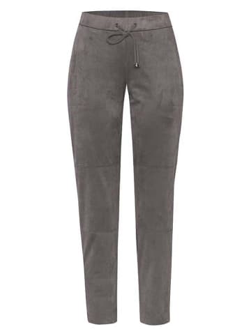 Relaxed by TONI Hose "Sue" in Grau